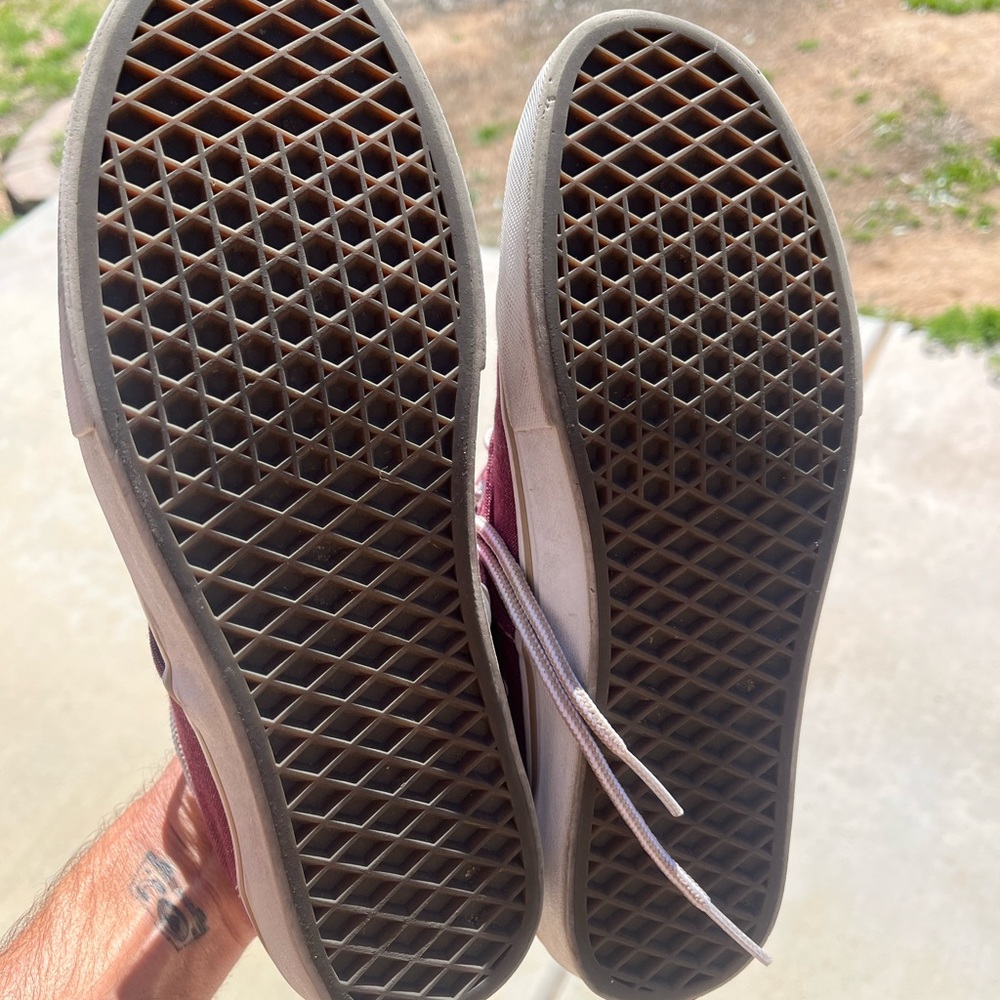 Vans  Size US 9. Brown. - Picture 6 of 6
